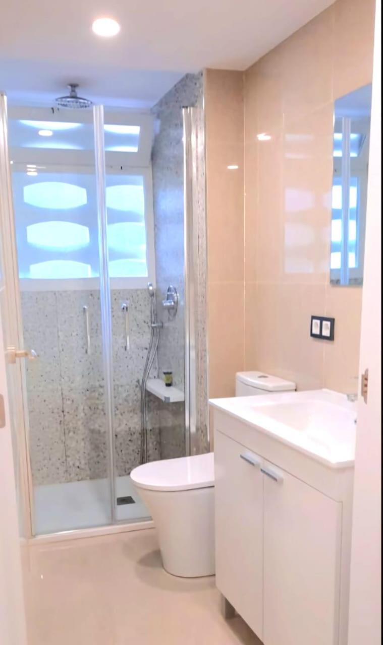 3 Bedroom Levante Luxury Appartement *
